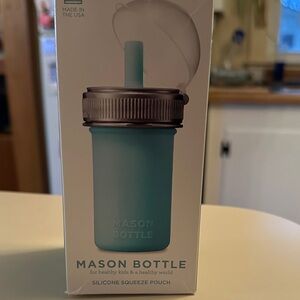 Silicone Squeeze Pouch in Light Blue